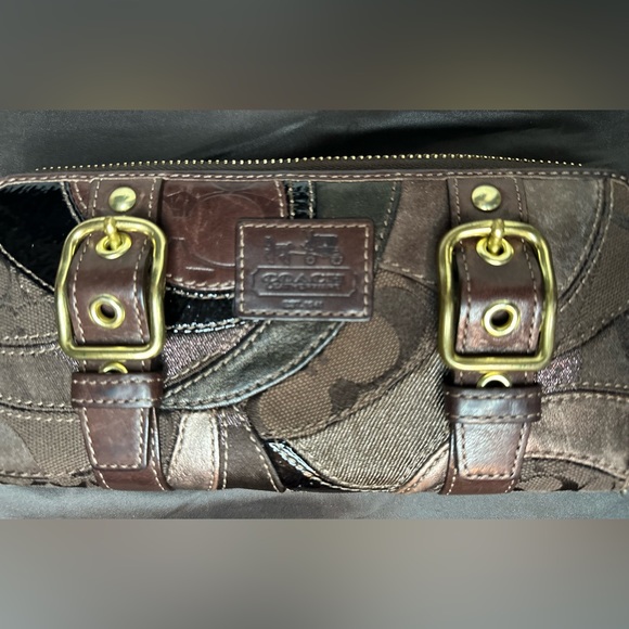 Coach Est. 1941 Rare Zoe Double Buckle Patchwork Leather Long Wallet EUC - Picture 5 of 16